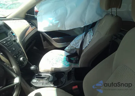 2016 Hyundai Santa Fe Sport 2.4L z USA, uszkodzony, nr VIN 5XYZT3LB5GG365405